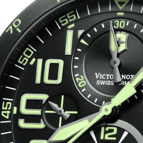 Victorinox AirBoss Mach 6 Power Gauge (dial, detail)