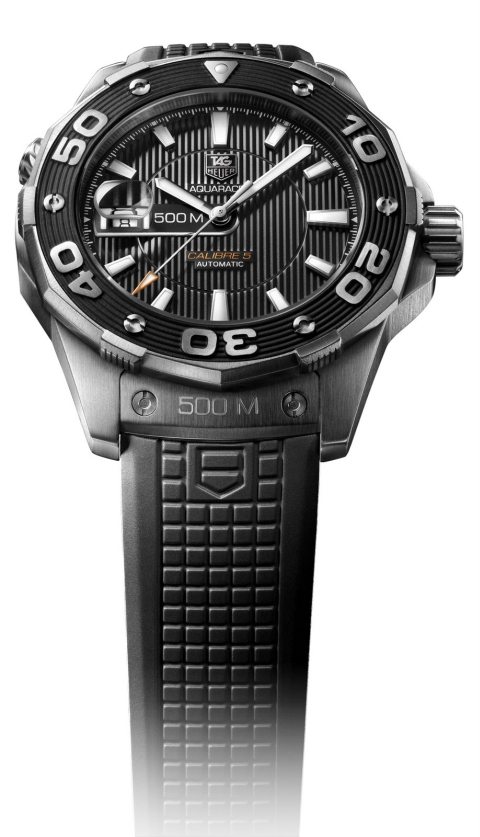 Aquaracer 500M Calibre 5 (black, withe rubber strap)