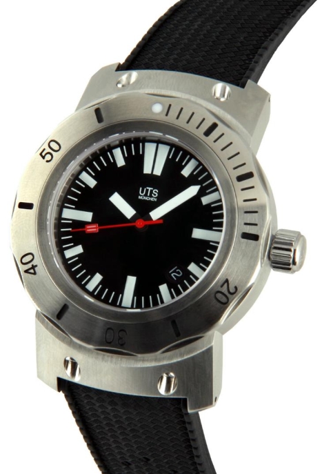 UTS 1000M Diver 10th anniversary on rubber strap