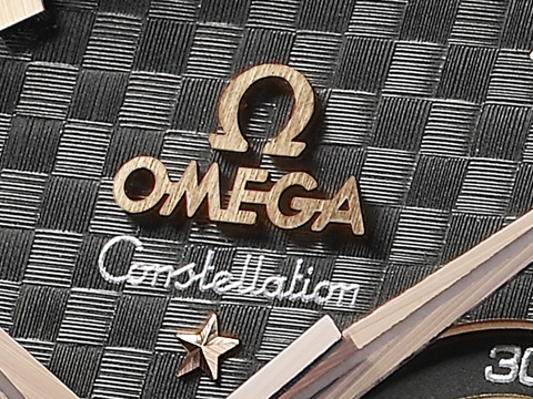 Omega Constellation Co-Axial Double Eagle Mission Hills in red gold (logo)