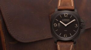 Panerai Luminor Composite 1950 3 Days (PAM 375) hand-wound watch