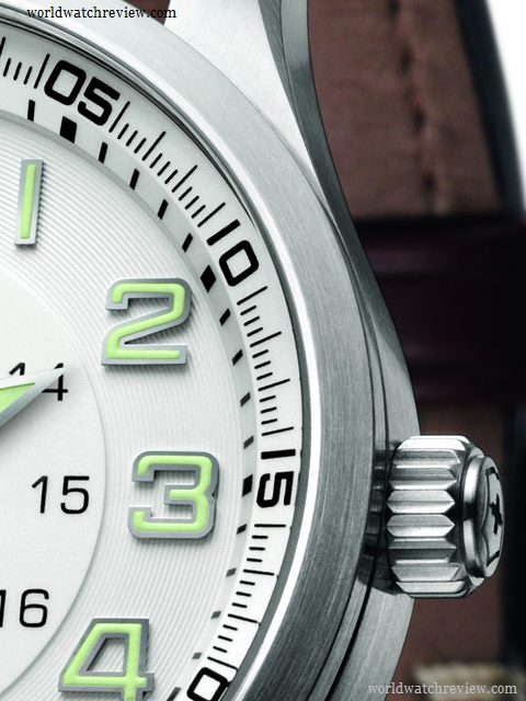 Victorinox Airboss Automatic with silver dial and crown (detail)