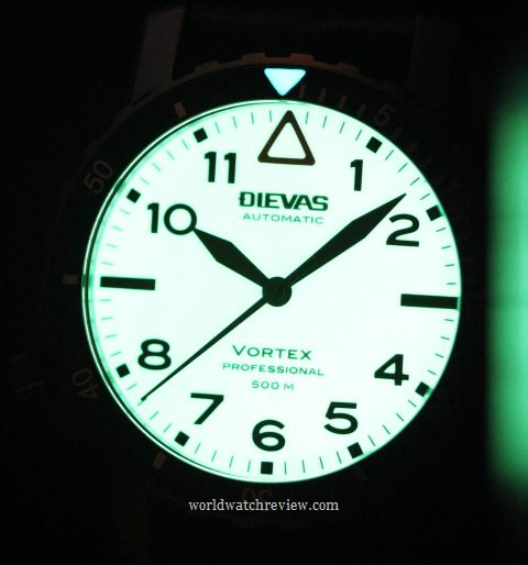 Dievas Vortex Professional 500M (front view, Superluminova glowing dial)