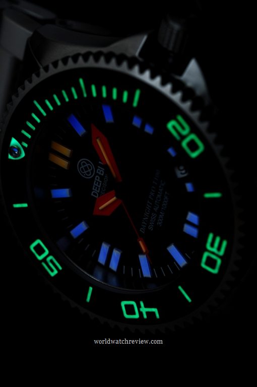 Deep Blue Daynight T-100 Tritium Flat Tubes Diver (glowing dial and bezel)