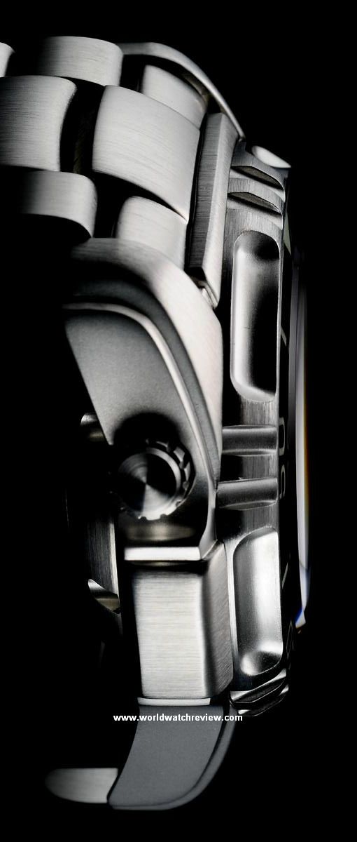Deep Blue Depthmaster 3000 (side view, detail, helium escape valve)