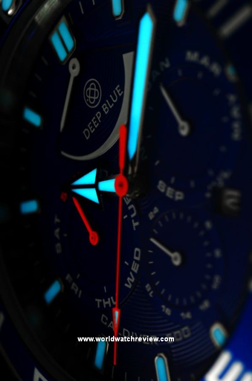 Deep Blue CALDIVER 500 (glowing luminous dial)