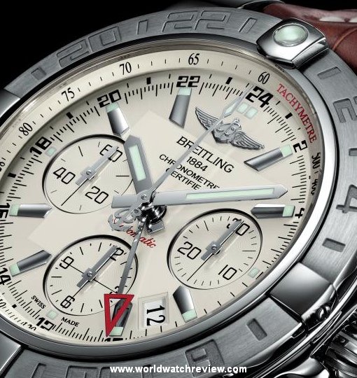 Breitling Chronomat GMT 44mm (dial, detail)