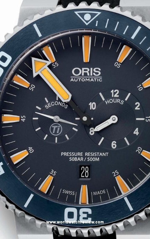 Oris Tubbataha Regulator diving watch (dial, detail)