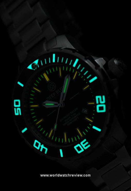 Deep Blue Daynight Recon 500M (T100 tritium tubes glowing)