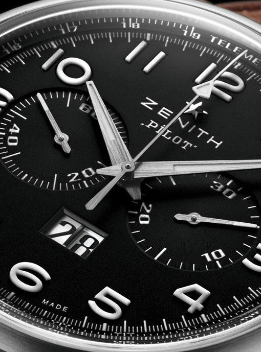 Zenith Pilot Big Date Chronograph (black dial, detail)