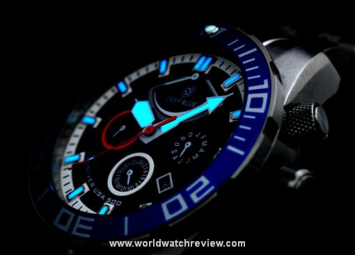 Deep Blue CalDiver USA 500 (glowing dial)