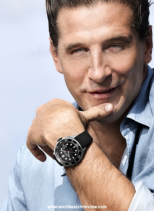 Alpina Extreme Diver 300 Chronograph wrist shot (William Baldwin)