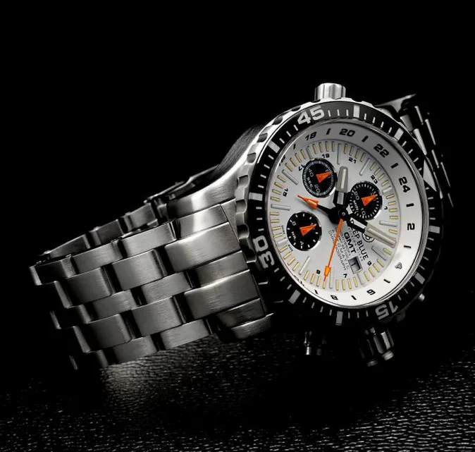 Deep Blue Daynight T-100 GMT Chronograph (white dial)