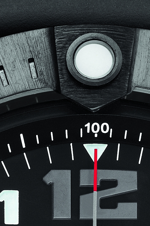 Breitling S3 ZeroG Chronograph (bezel, luminous dot)