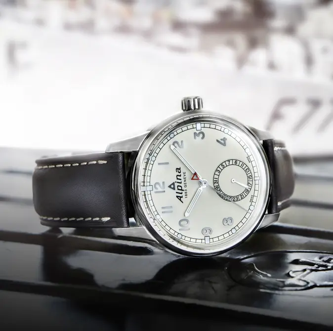 Alpina Alpiner Manufacture Caliber AL-710 (AL-710KM4E6, ivory dial)