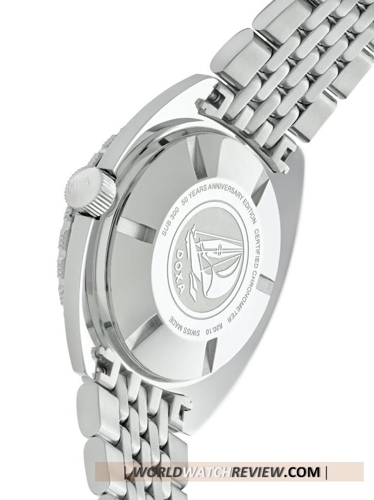 DOXA Sub 300 "Black Lung" (engraved case back)